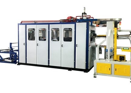 Fully Automatic 200mm Food Container Thermoforming Machine Three Station